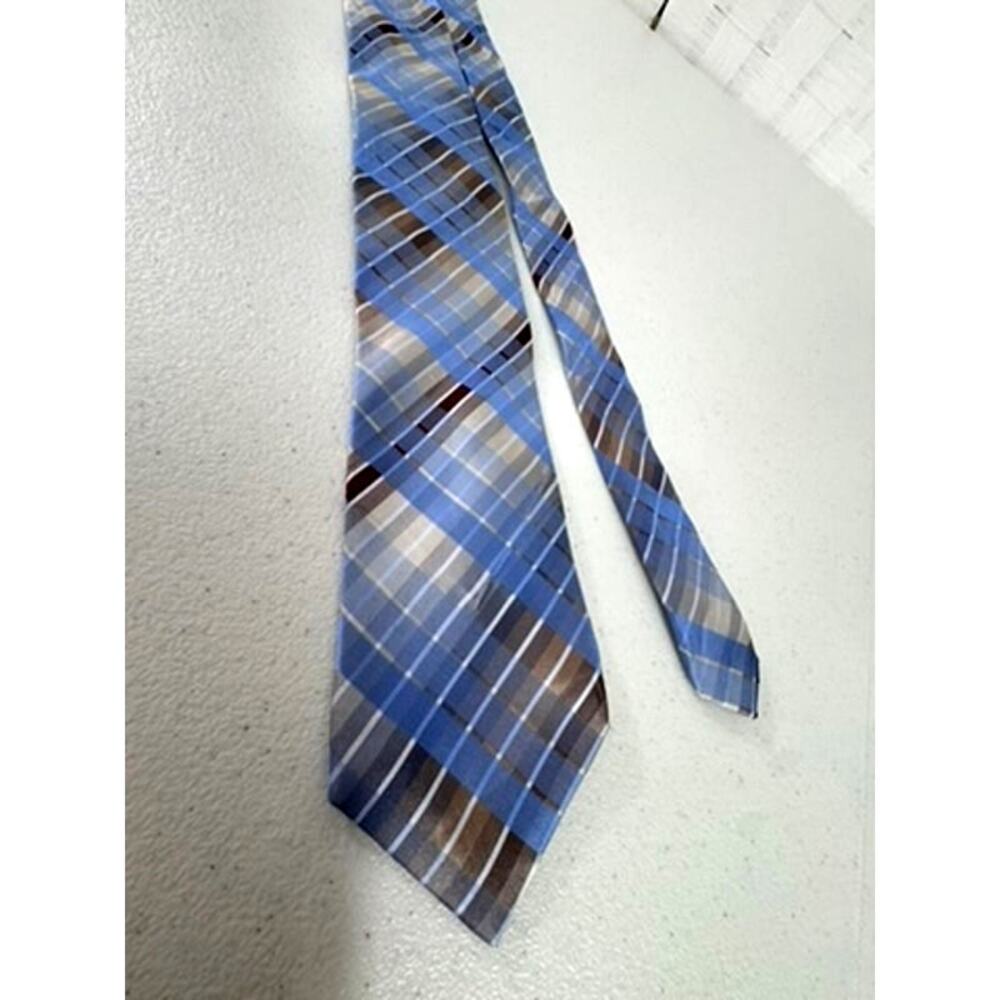 "Kenneth Cole"‎ Reaction, 60" Men's Tie, RN#121148, Made In China, 100% Silk